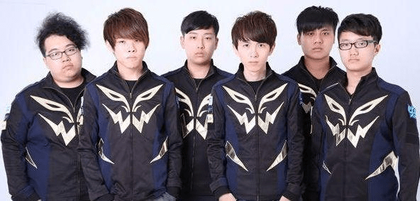 并作出适当 并作出适当